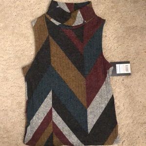 Turtle neck tank top